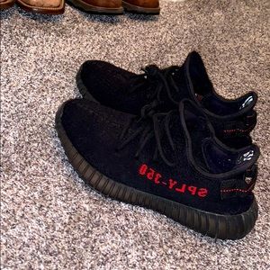 YEEZY SHOES